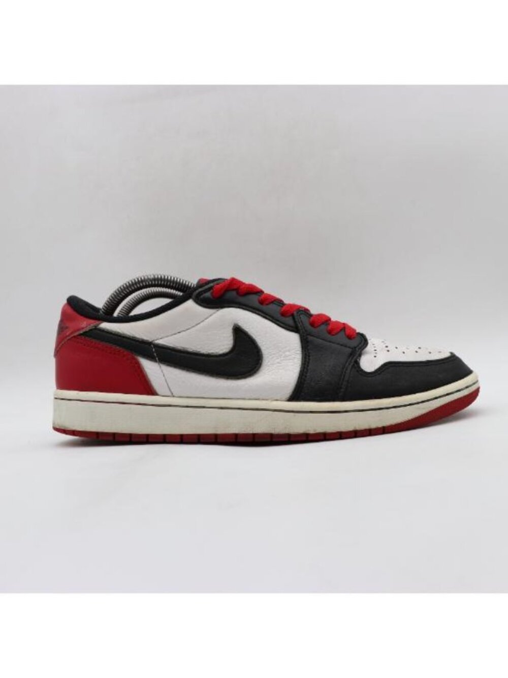 Nike Jordan 1 Retro Low OG Black Toe Men's Size 10 Athletic Sneakers  CZ0790-106